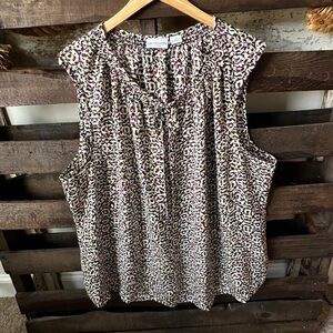 🟤LIZ CLAIBORNE Sleeveless Blouse in Lime/Burgundy/Black Print 3X